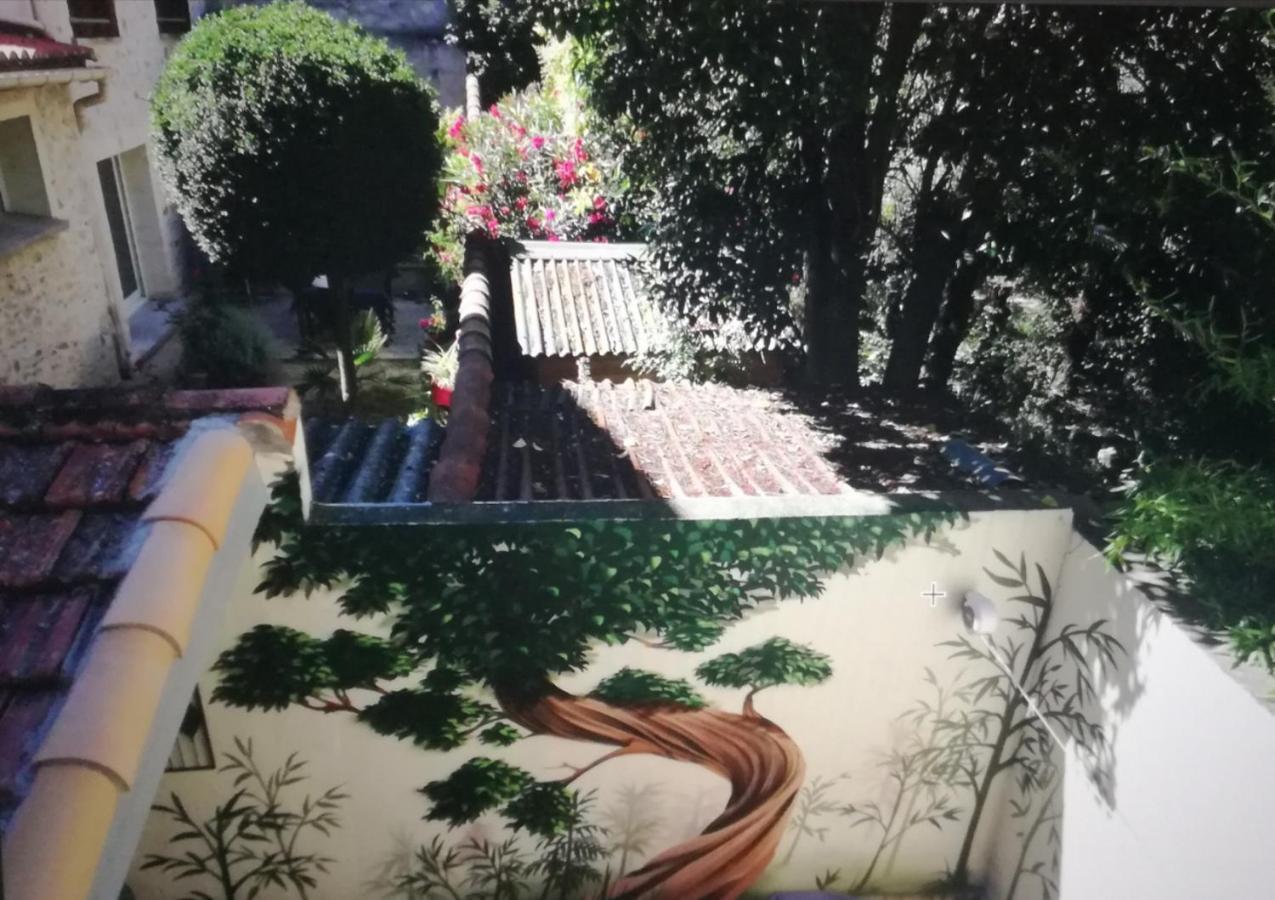 Suite Oisivete Avec Terrasse Vue Sur Patio Et Clim มงต์เปอลิเยร์ ภายนอก รูปภาพ
