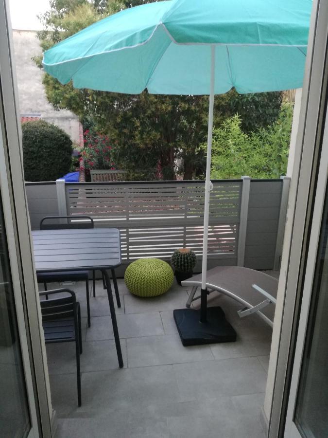 Suite Oisivete Avec Terrasse Vue Sur Patio Et Clim มงต์เปอลิเยร์ ภายนอก รูปภาพ